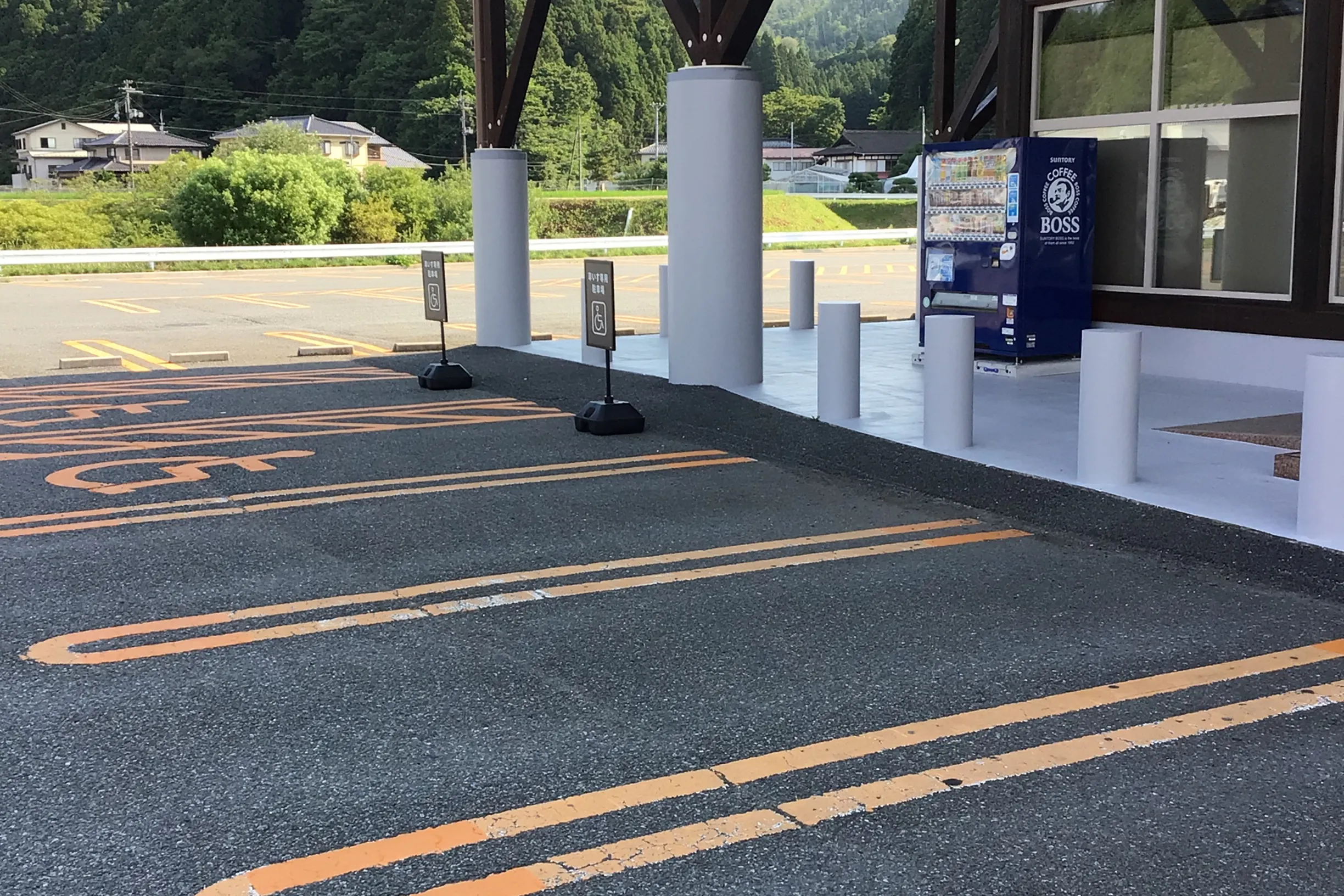 【ダイナム気仙沼店】キッチンカーやプロモーションに最適なアミューズメント施設のイベントスペース