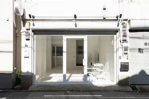 【松屋町駅6分】ポップアップや展示会に最適な白壁3階フロアをすべて利用可能な路面スペース