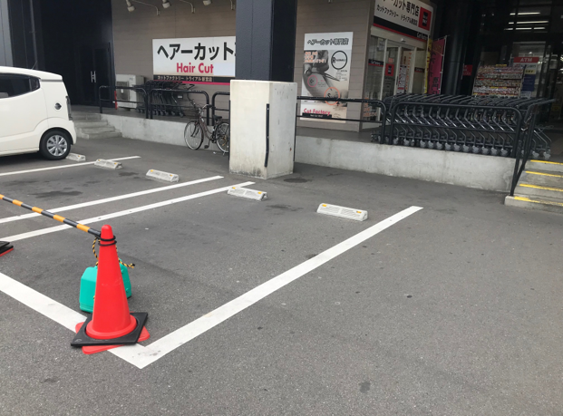 【メガセンタートライアル新宮店】キッチンカーの出店が可能な「②キッチンカースペース※店舗正面側です」