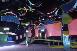 【シネプレックス平塚】サンプリングやチラシ配りなどのプロモーションに活用できる映画館のイベントスペース