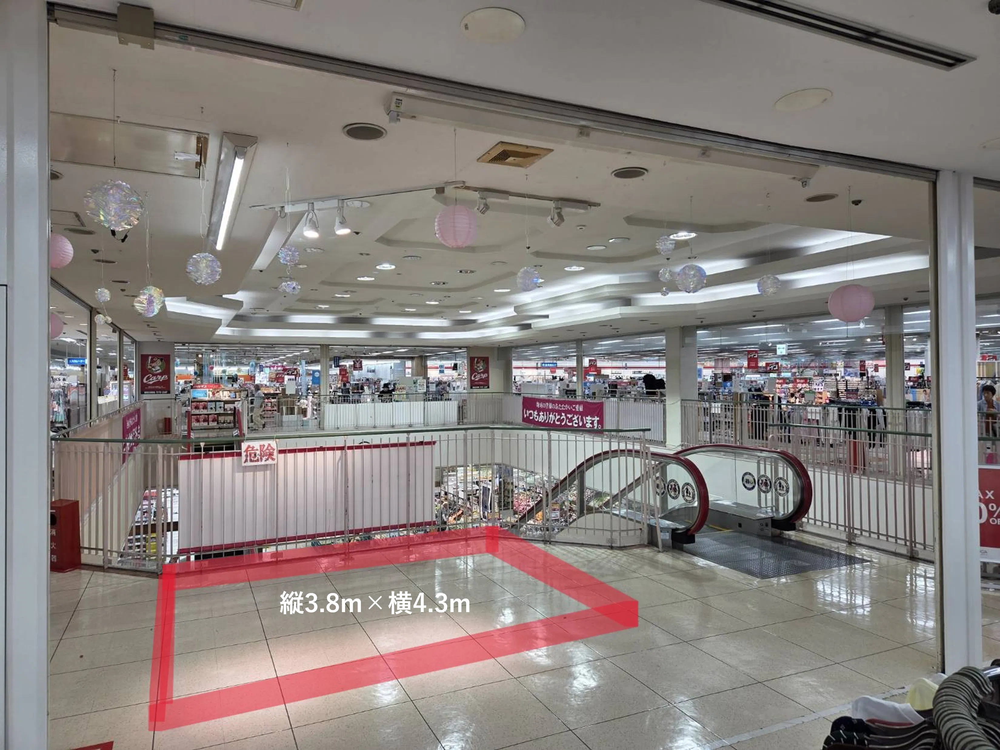 【ゆめタウン安古市】2F エスカレーター横　 各種プロモーションや物販に最適な屋内催事イベントスペース