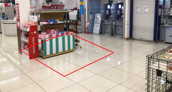 【西友松長店】1階サービスカウンター横　プロモーション用途や物販、食物販のポップアップストアに最適なスーパー店内催事イベントスペース