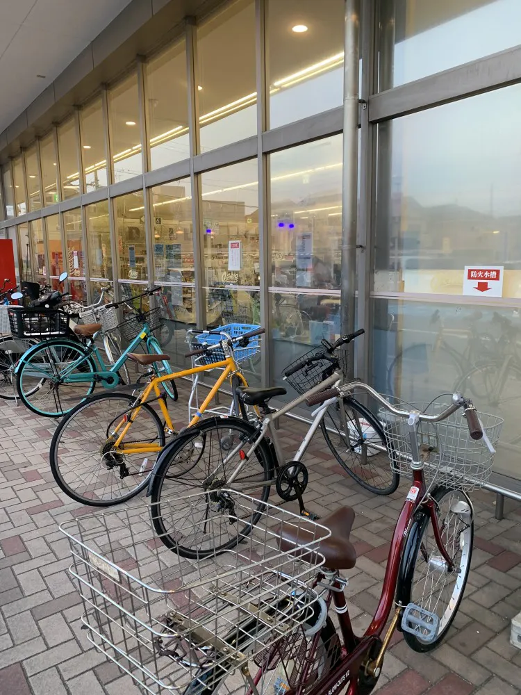 【オークワ高石羽衣】販促キャンペーンやプロモーションイベントに適した軒下スペース