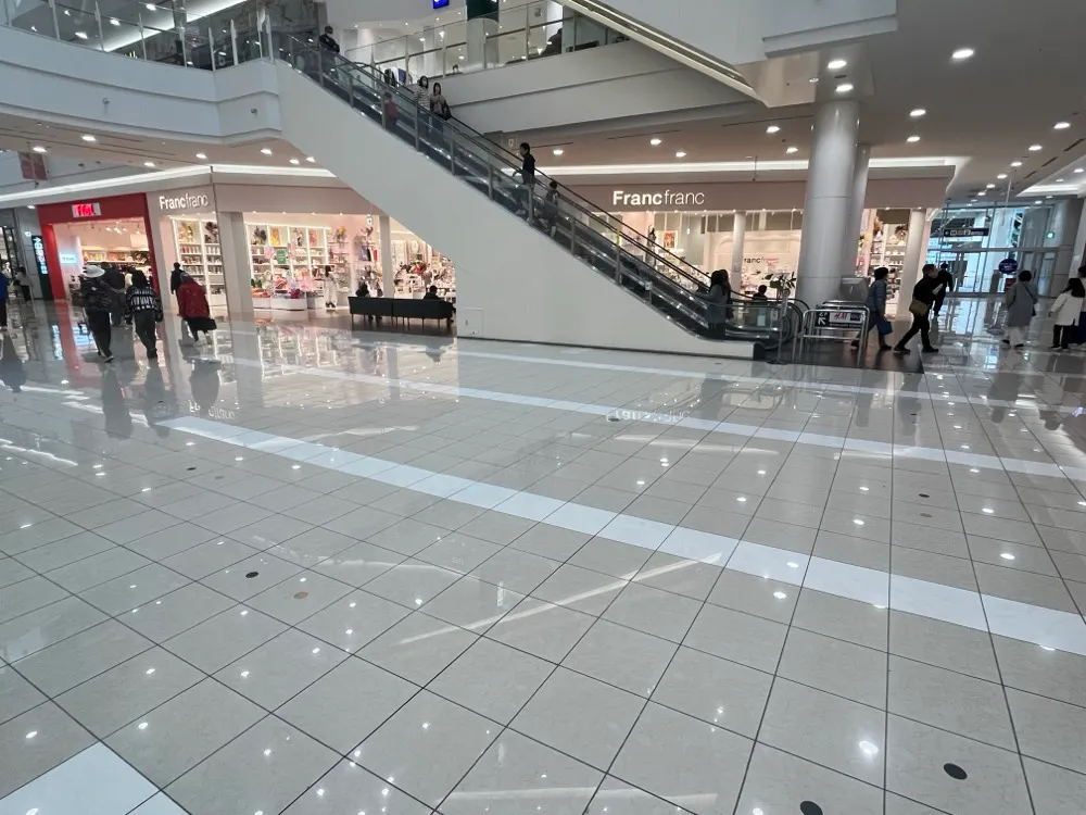 【イオンモール橿原】スターライトコートの画像