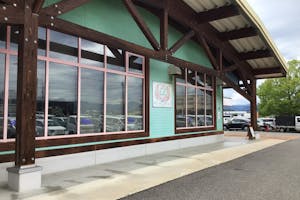 【ダイナム福井越前店ゆったり館】キッチンカーやプロモーションイベントの開催に最適なアミューズメント施設のイベントスペース