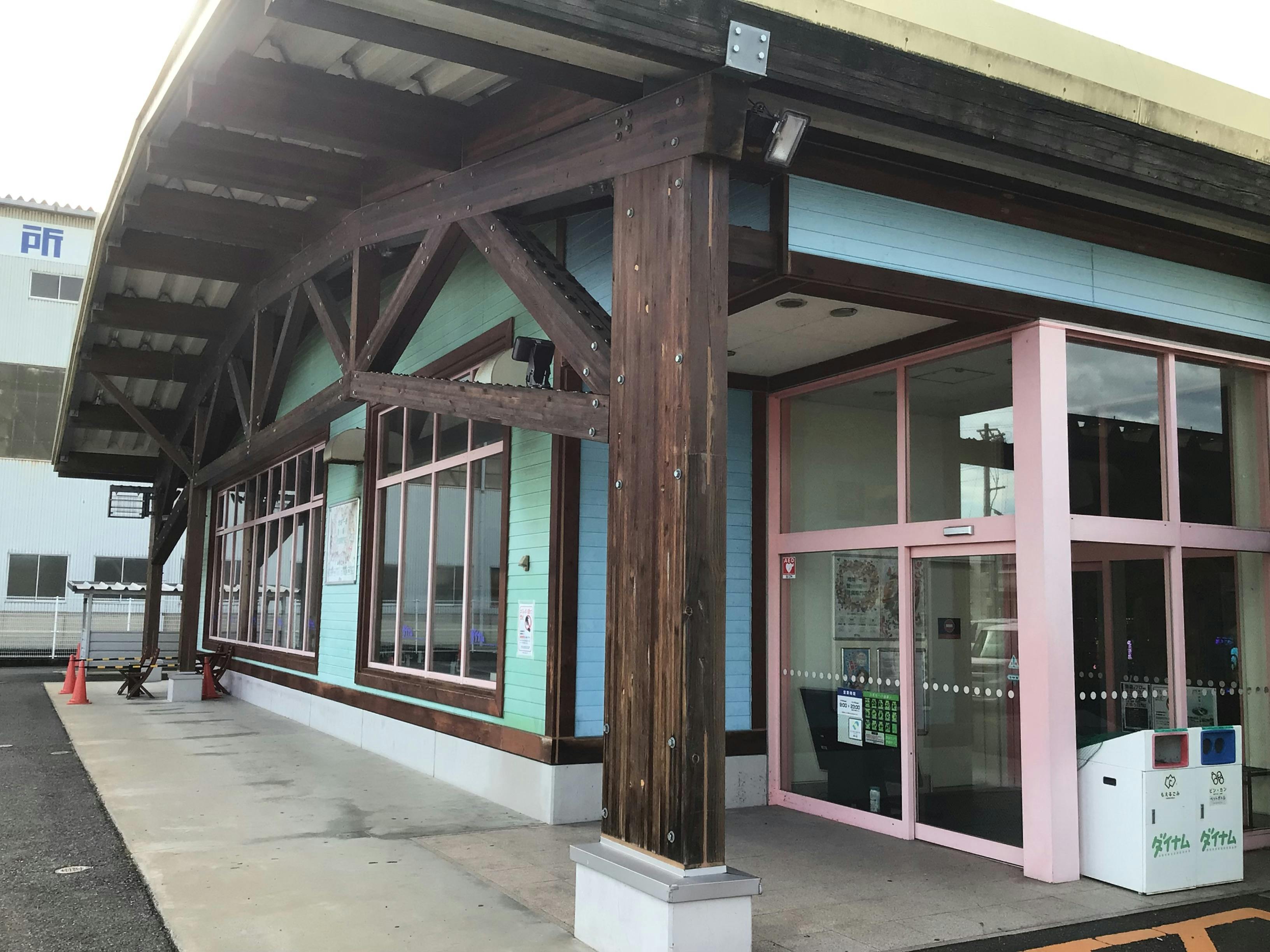 【ダイナム福井越前店ゆったり館】キッチンカーやプロモーションイベントの開催に最適なアミューズメント施設のイベントスペース