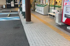 【フレスタ口田南店】キッチンカーに利用可能な駐車場スペース