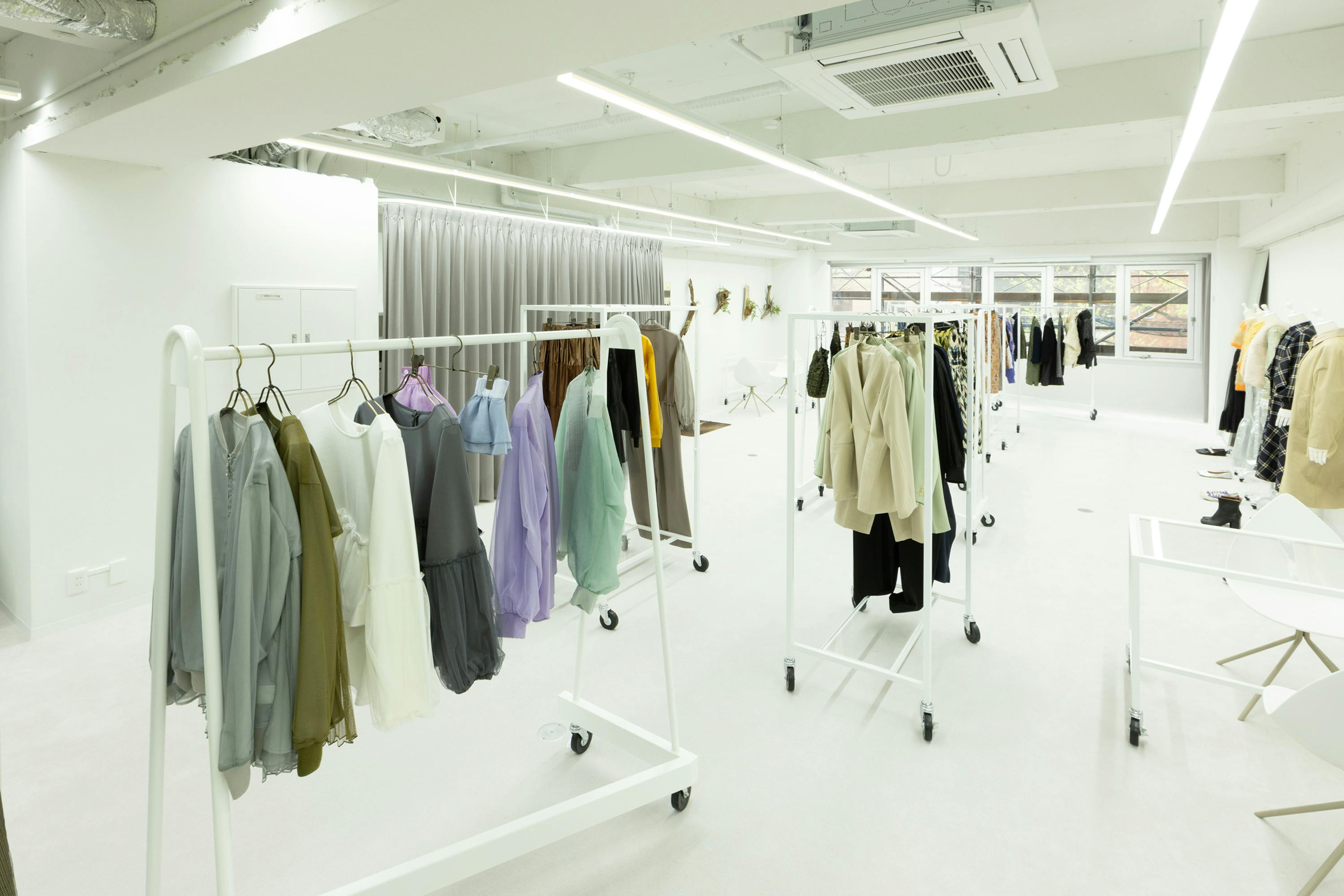 【赤坂駅8分】充実した無料什器付き・アパレル展示会に最適なレンタルスペース