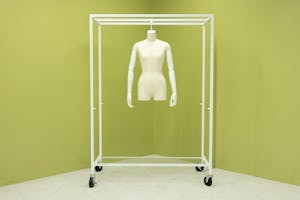 【赤坂駅8分】充実した無料什器付き・アパレル展示会に最適なレンタルスペース