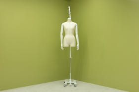 【赤坂駅8分】充実した無料什器付き・アパレル展示会に最適なレンタルスペース