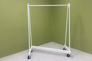 【赤坂駅8分】充実した無料什器付き・アパレル展示会に最適なレンタルスペース