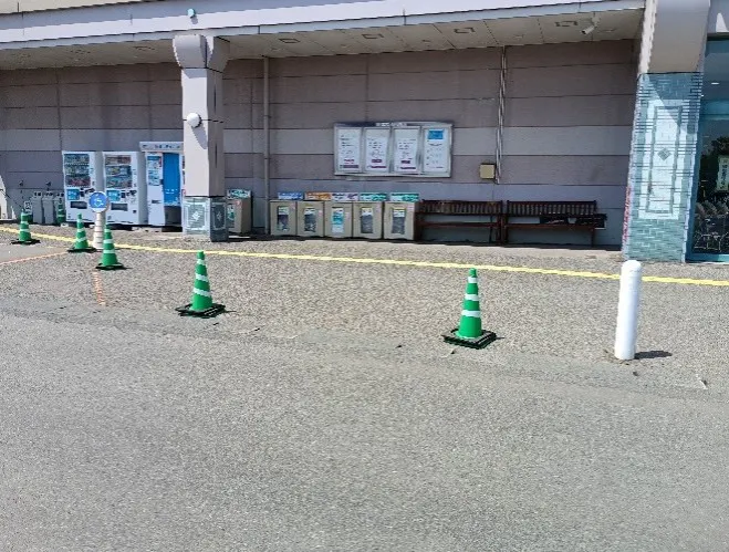 【イオン前沢店】1階正面入口　キッチンカースペース キッチンカー出店に最適なスーパー店外催事イベントスペース