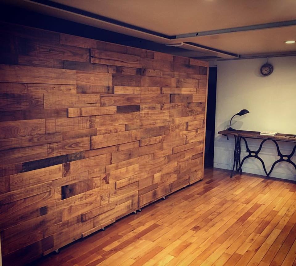 ウッドウォールは可動式でス