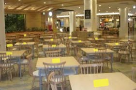 【イオンモール四條畷】モール内広告 フードコート