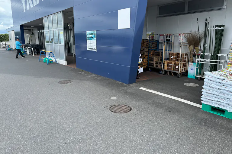 【スーパーセンタートライアル別府店】キッチンカー(調理営業)出店限定/屋外スペースの画像3