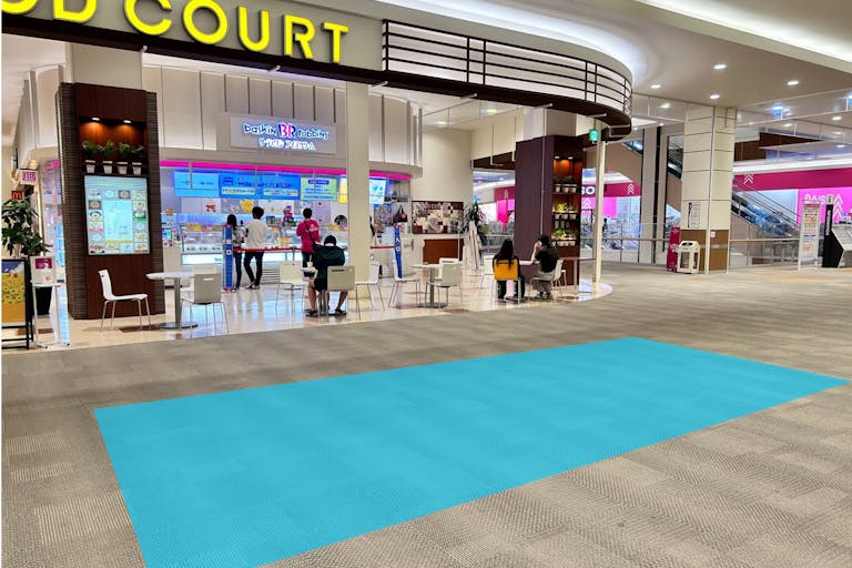 【イオンモール大垣】各種プロモーションや物販、食物販のポップアップストアに最適な2F サーティワンアイスクリーム前イベントスペースの画像1