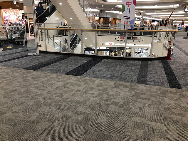 【イオンモール高崎】専門店街2F インフォメーション前