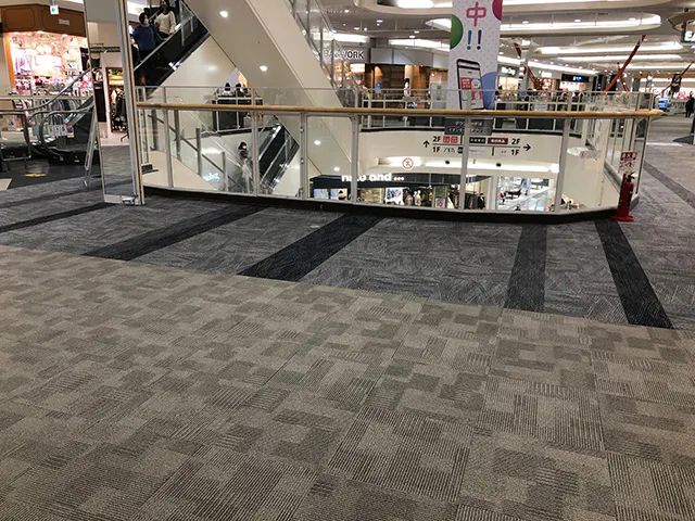 【イオンモール高崎】専門店街2F インフォメーション前