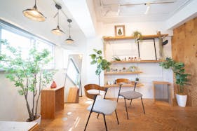 【原宿駅徒歩6分 / -GALLERY B(408号室)-】千駄ヶ谷エリアでの少人数イベント・展示会に最適なイベントスペース