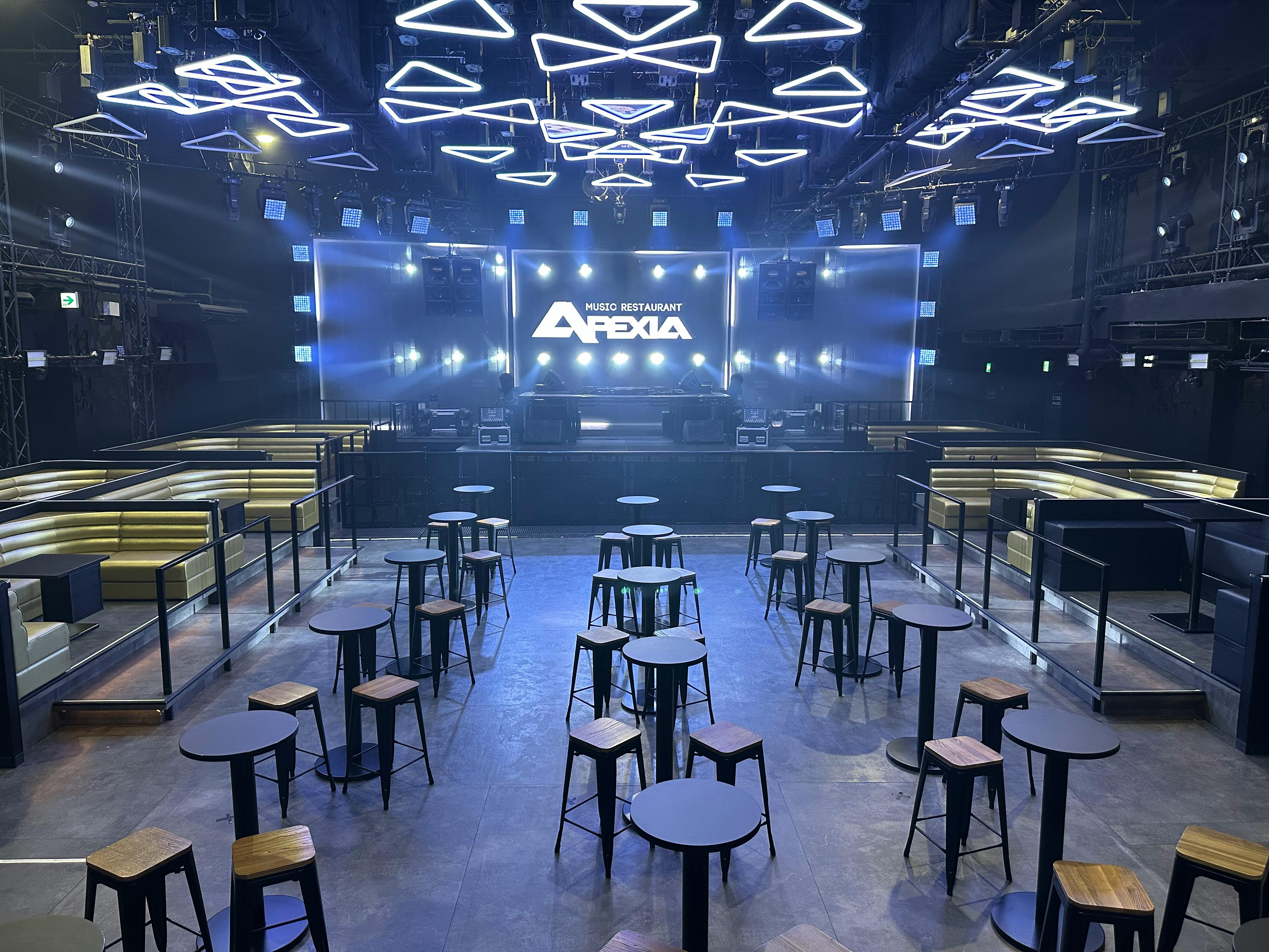 【新宿三丁目駅2分】イベント・撮影に適した伊勢丹新宿店前ゴールデン街付近の大型スペース