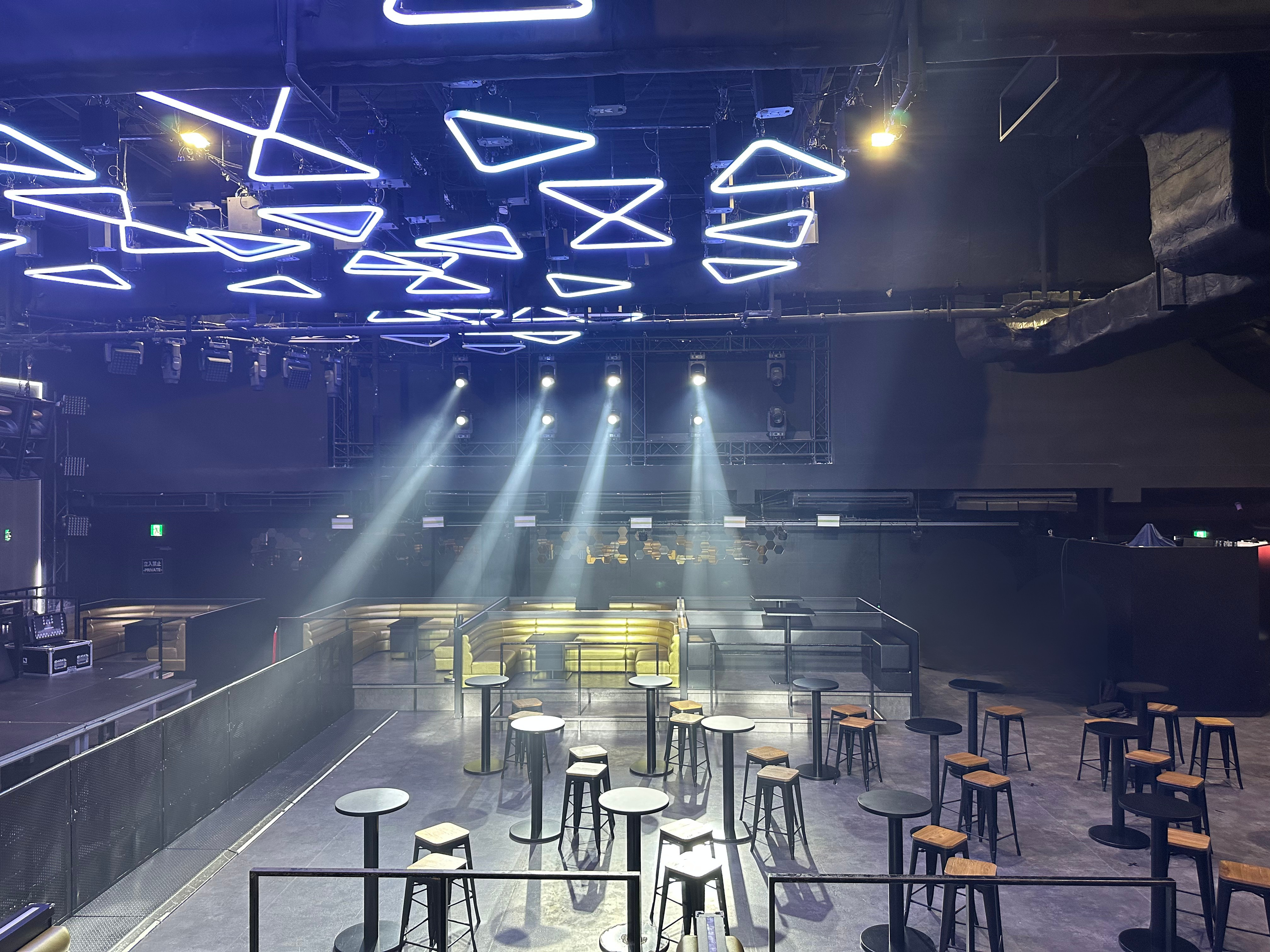 【新宿三丁目駅2分】イベント・撮影に適した伊勢丹新宿店前ゴールデン街付近の大型スペース