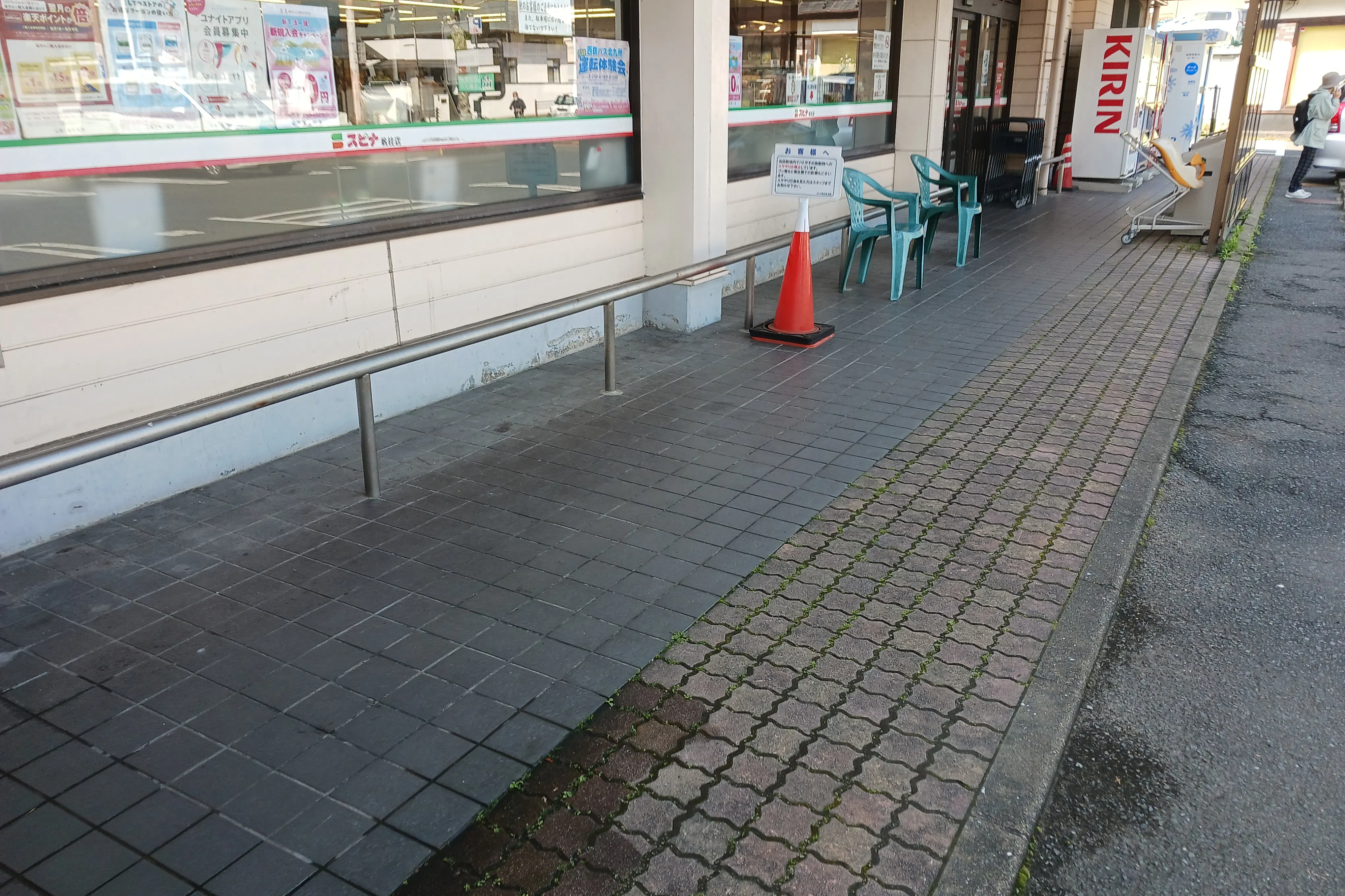 【スピナ帆柱店】店舗前通路 販促プロモーションや物販に最適なスーパー屋外催事イベントスペース