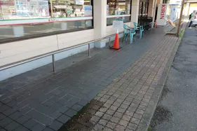 【スピナ帆柱店】店舗前通路 販促プロモーションや物販に最適なスーパー屋外催事イベントスペース