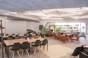 【福島駅1分】ワーカー向けのイベントやポップアップストアに最適なコワーキングスペース内のイベントスペース