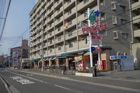 【フレスタ東原店】キッチンカーに利用可能な店頭スペース