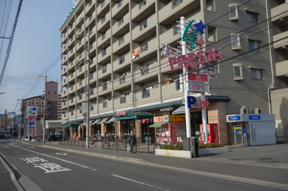 【フレスタ東原店】キッチンカーに利用可能な店頭スペース