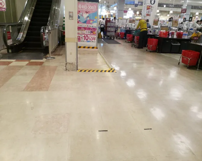 【イオンスタイル名取】イオンスタイル名取_1階上りエスカレーター前 販促プロモーションや物販に最適なスーパー店内催事イベントスペース