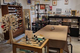 【青葉通一番町駅2分】個展、グループ展等のアート展示やワークショップ、展示会、POPUP SHOPに最適な想像力の湧くフレキシブルギャラリースペース