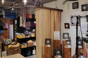 【青葉通一番町駅2分】個展、グループ展等のアート展示やワークショップ、展示会、POPUP SHOPに最適な想像力の湧くフレキシブルギャラリースペース