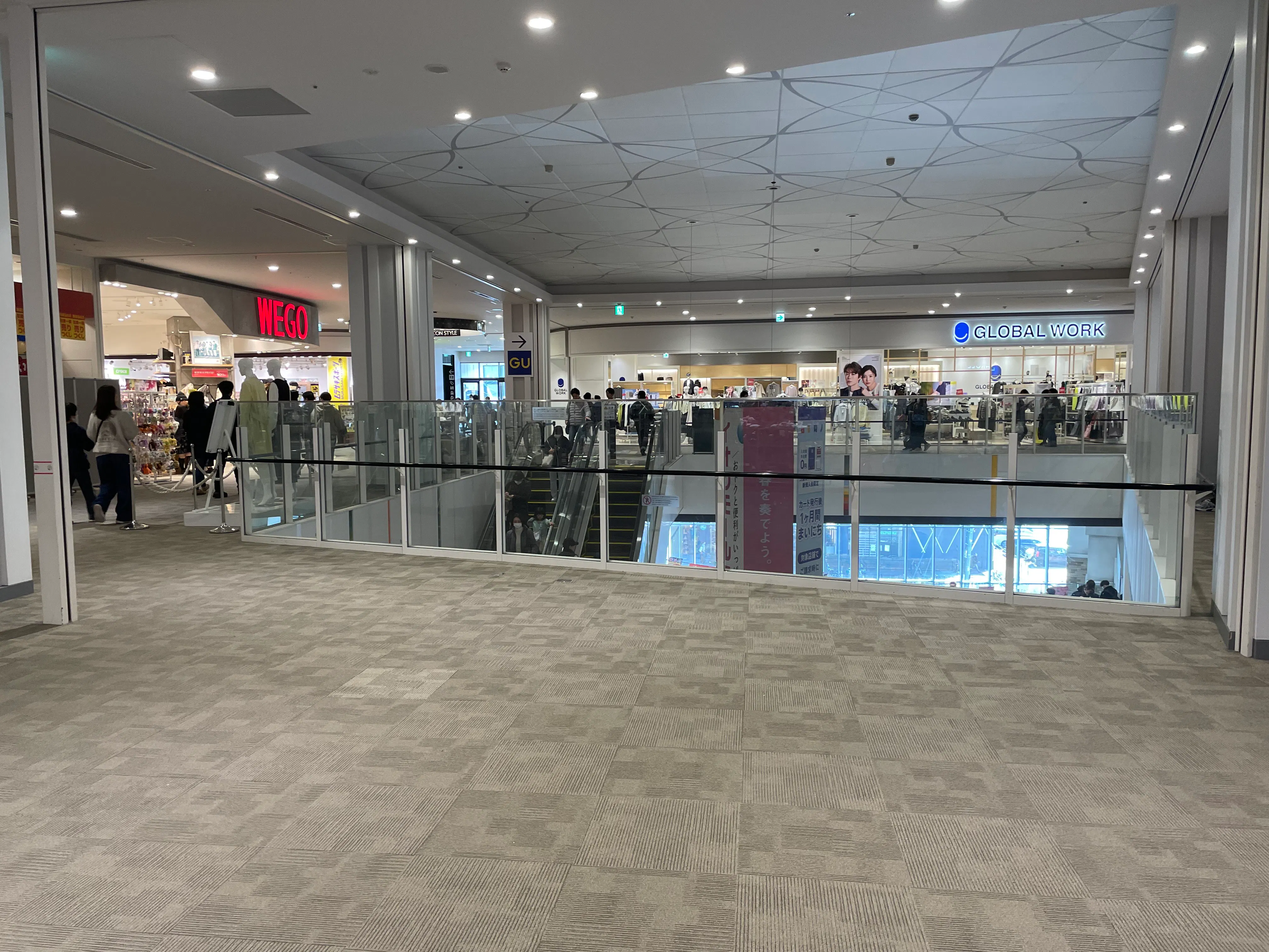 【イオンモール松本】晴庭3F パセリハウスwithだがし夢や前