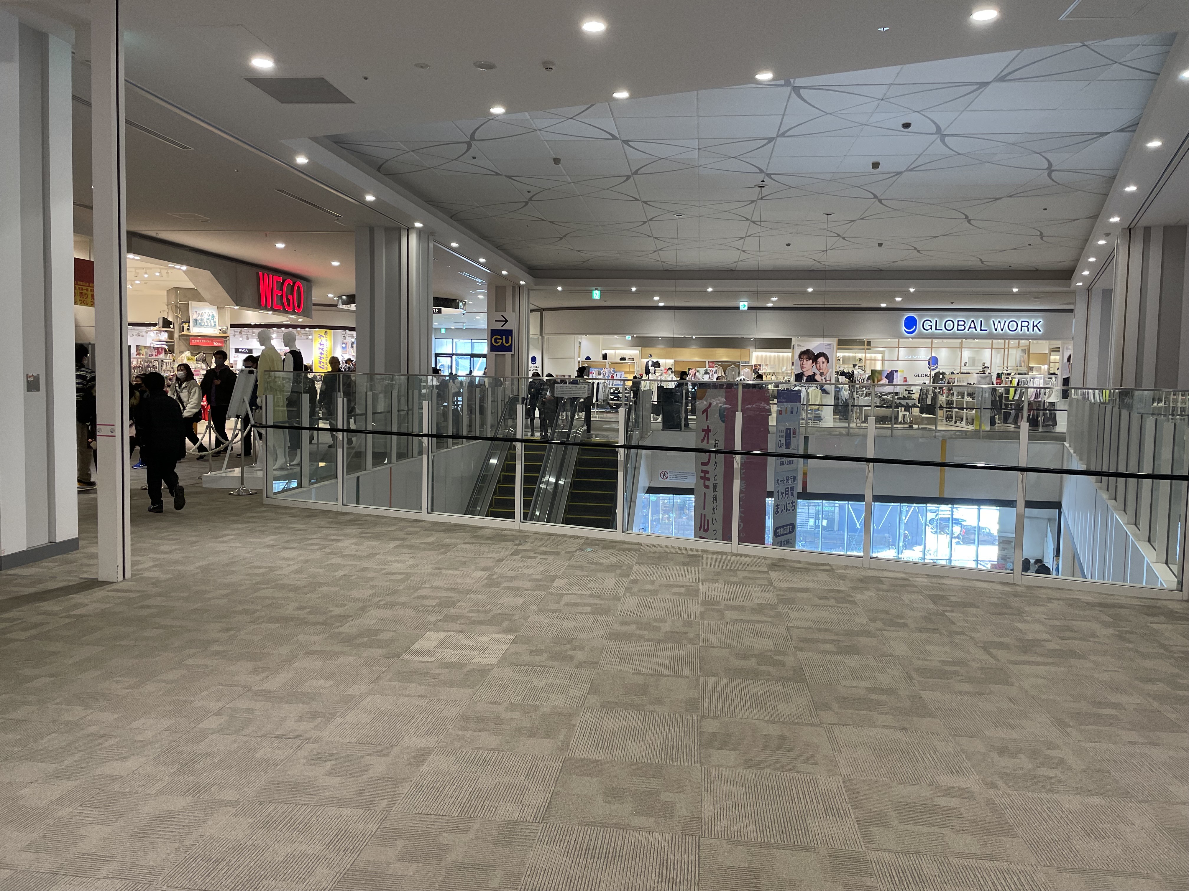 【イオンモール松本】晴庭3F パセリハウスwithだがし夢や前