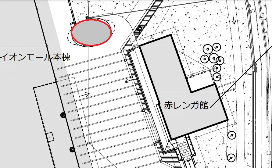 【イオンモール堺鉄砲町】1F赤レンガ広場(屋外)