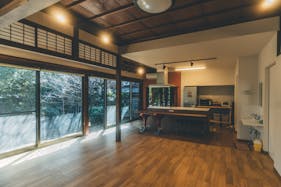 【巣鴨駅6分】千石駅からもアクセス可能!撮影やワークショップに適した自然光が入り込む古民家スペース