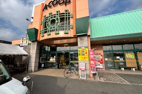 【Aコープいまばり愛彩店】食物販や販促イベントに最適なメイン入口横の屋外スペース