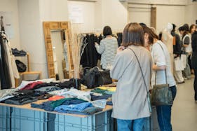 【北参道駅2分】人気の原宿・千駄ヶ谷エリアにある明治通り沿いの路面スペース / フィッティングスペースも完備