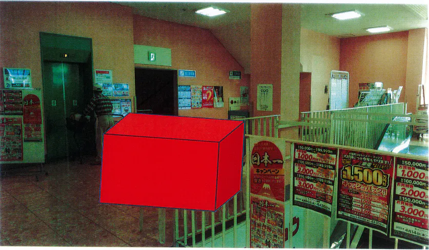 【ミスターマックス 久留米インター店】2階エレベーター前 販促プロモーションや物販用途に最適な総合ディスカウントストアの催事イベントスペース