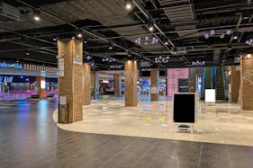 【THE OUTLETS HIROSHIMA】1F シティコートB ワンダーリンク前