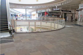 【イオンモール宮崎】セントラル西ブリッジ(セントラル吹き抜け西側)