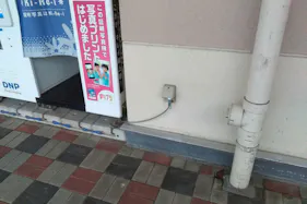 【ミスターマックス 大牟田店】ミスターマックス店頭(証明写真側) 販促プロモーションや物販用途に最適な総合ディスカウントストアの催事イベントスペース