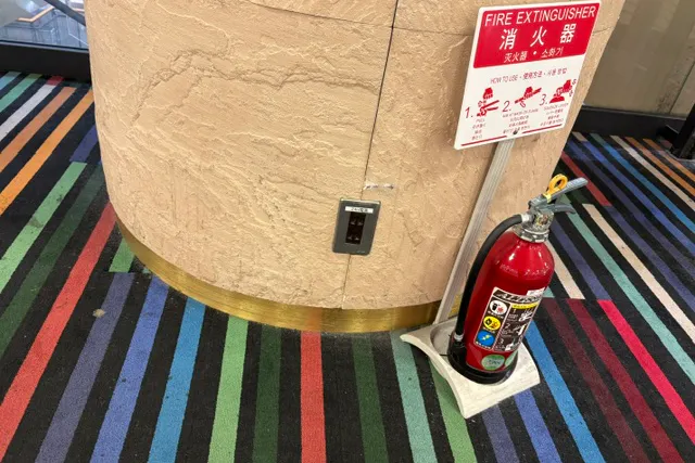 【天満屋ハピータウン原尾島店】3Fエスカレーター横 各種プロモーション、会員獲得イベントに最適な屋内催事イベントスペース