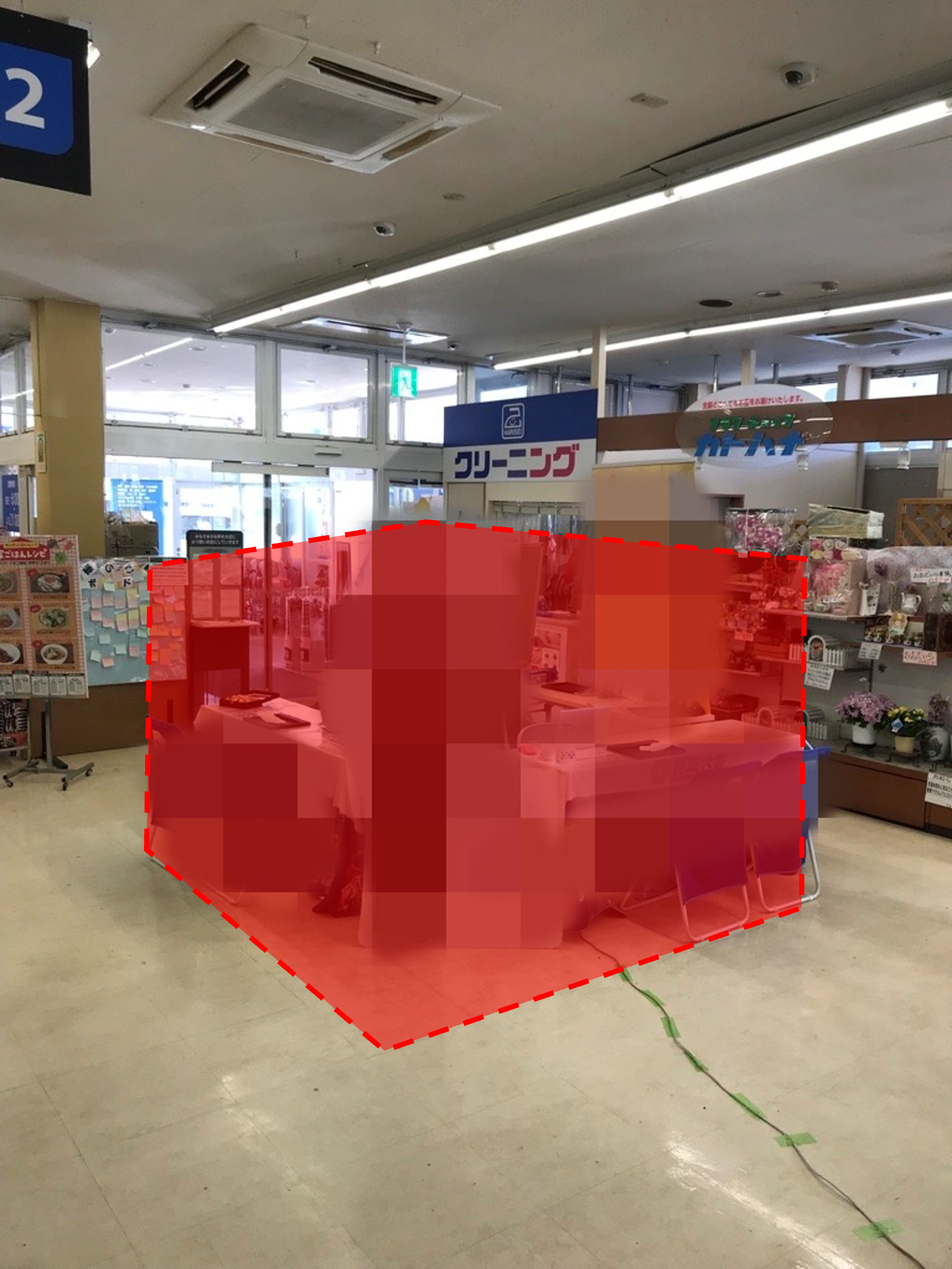 【西友　八百津店】サービスカウンター前　プロモーション用途や物販、食物販のポップアップストアに最適なスーパー店内催事イベントスペース