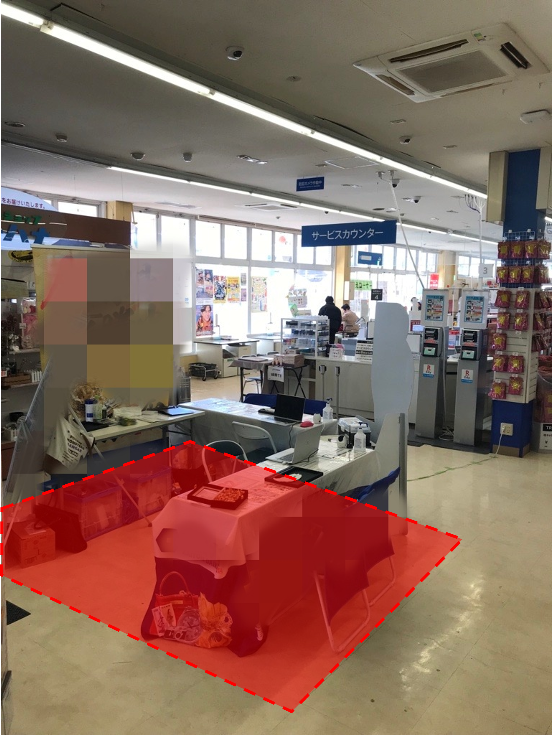 【西友　八百津店】サービスカウンター前　プロモーション用途や物販、食物販のポップアップストアに最適なスーパー店内催事イベントスペース