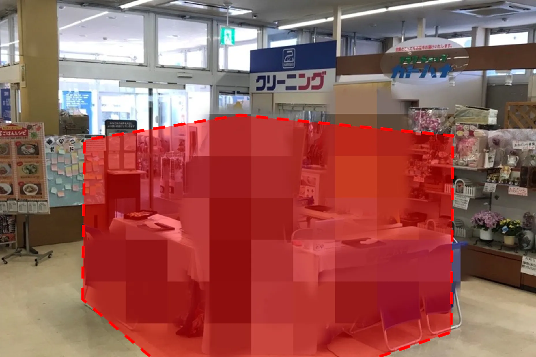【西友 八百津店】サービスカウンター前 プロモーション用途や物販、食物販のポップアップストアに最適なスーパー店内催事イベントスペース