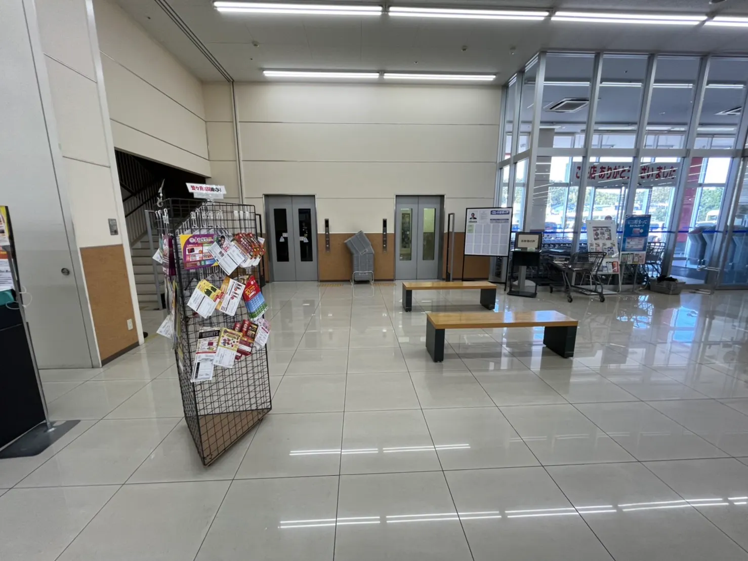 【スーパーセンターオークワみえ朝日インター】プロモーションに最適な催事スペース