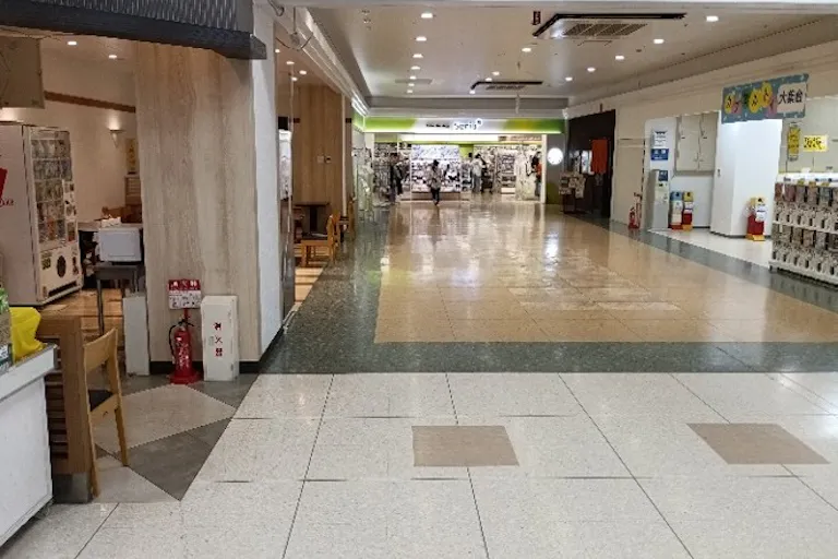 【イオン一関店】1Fイートインコーナー前 販促プロモーションに最適なスーパー店内催事イベントスペースの画像5