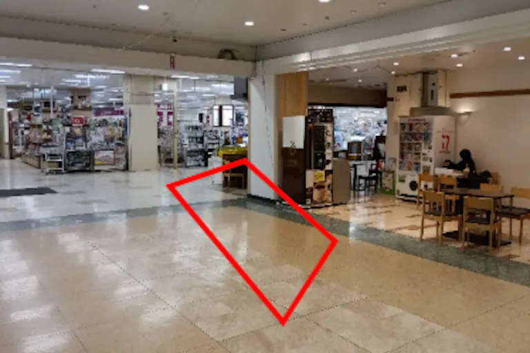 【イオン一関店】1Fイートインコーナー前 販促プロモーションに最適なスーパー店内催事イベントスペースの画像2